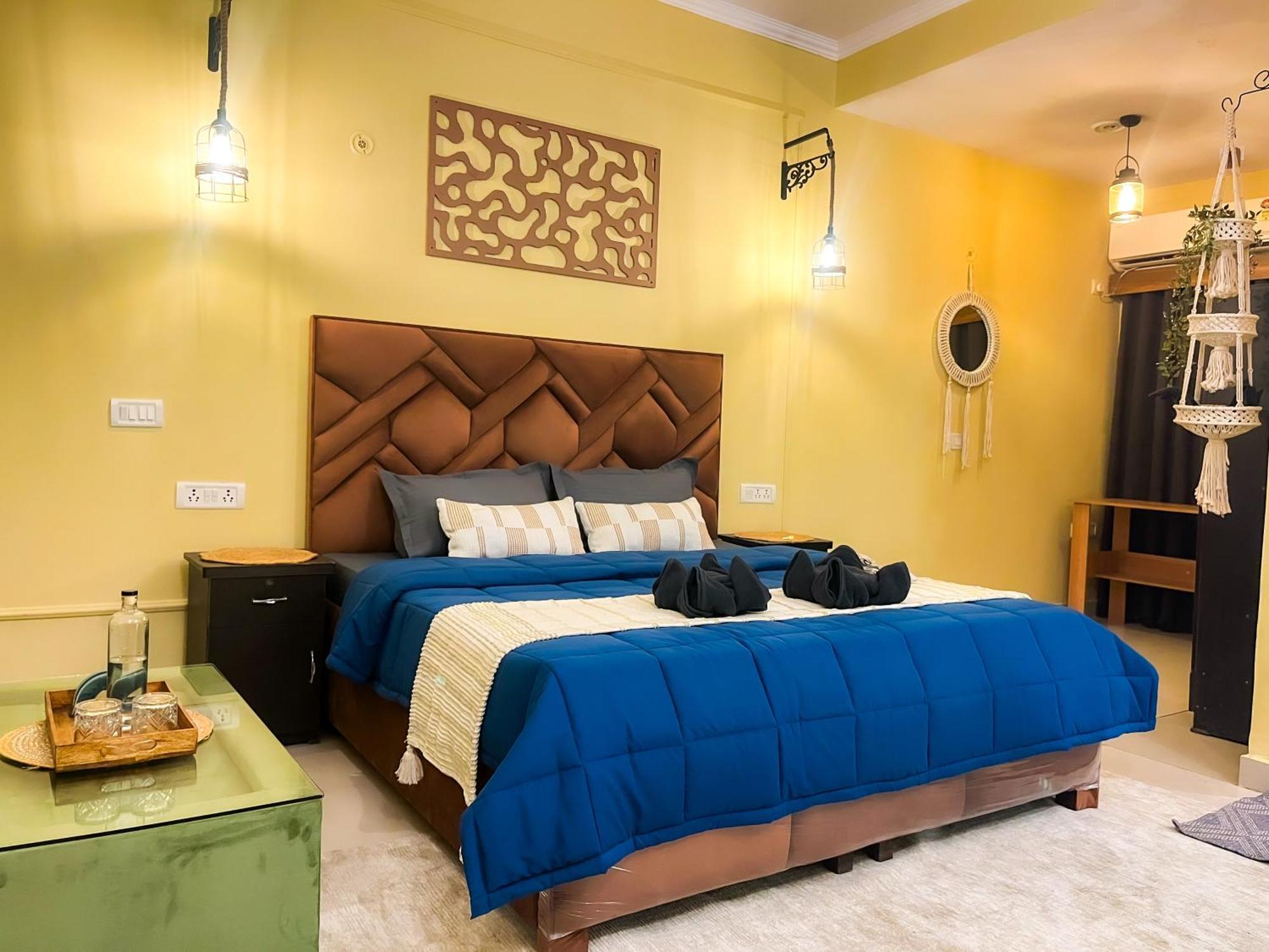 Atharva'S Homestay By Goaround Homes - Nehru Enclave Metro, South Delhi นิวเดลี ภายนอก รูปภาพ