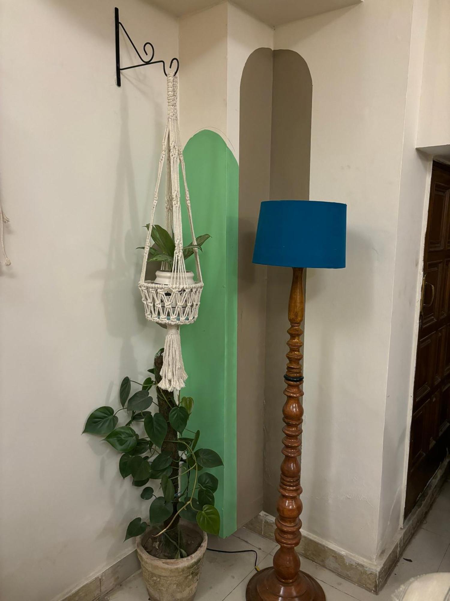 Atharva'S Homestay By Goaround Homes - Nehru Enclave Metro, South Delhi นิวเดลี ภายนอก รูปภาพ