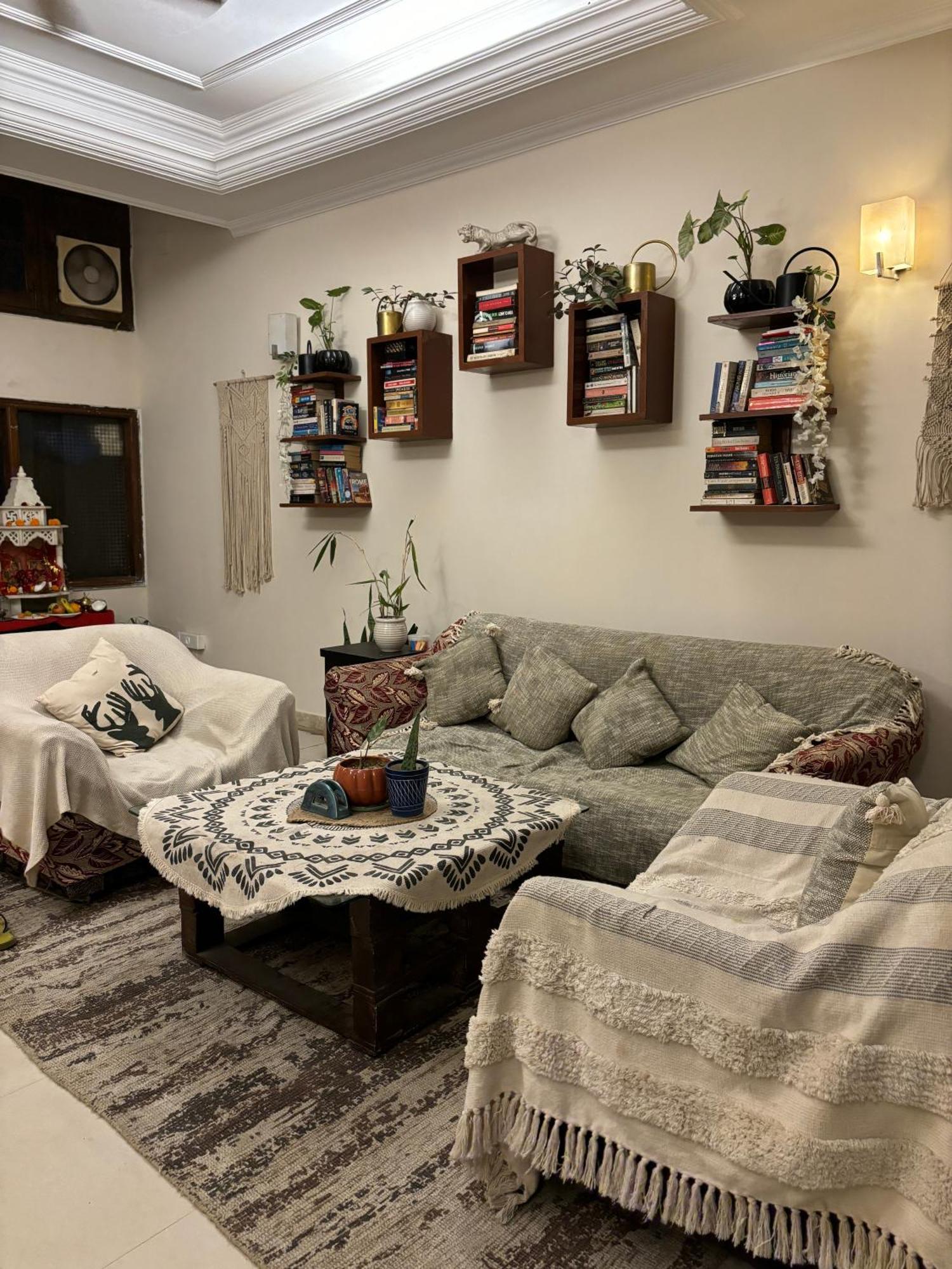 Atharva'S Homestay By Goaround Homes - Nehru Enclave Metro, South Delhi นิวเดลี ภายนอก รูปภาพ